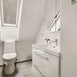 Charming With Stunning Views! * Bergen