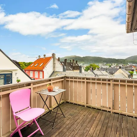 Charming With Stunning Views! Apartamento